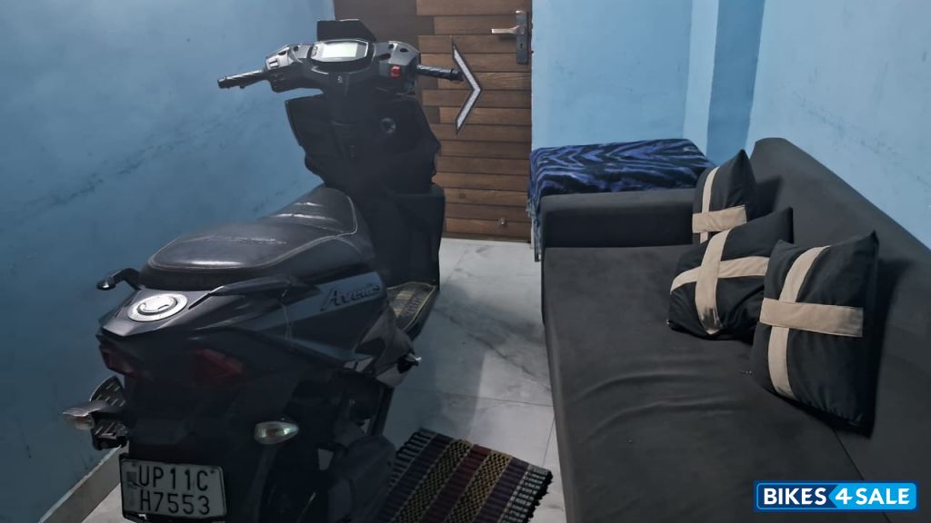 Suzuki Avenis 125 Ride Connect Edition