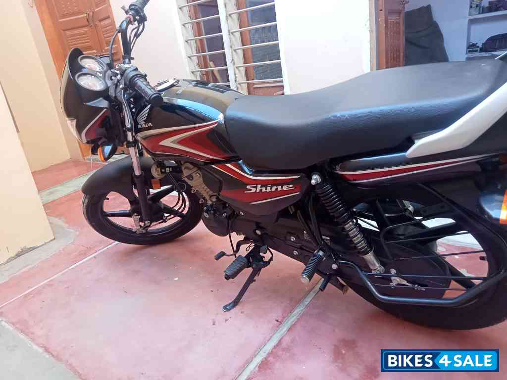 Honda Shine 100