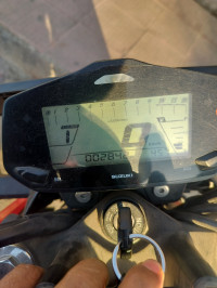 Mira Red Suzuki Gixxer 150