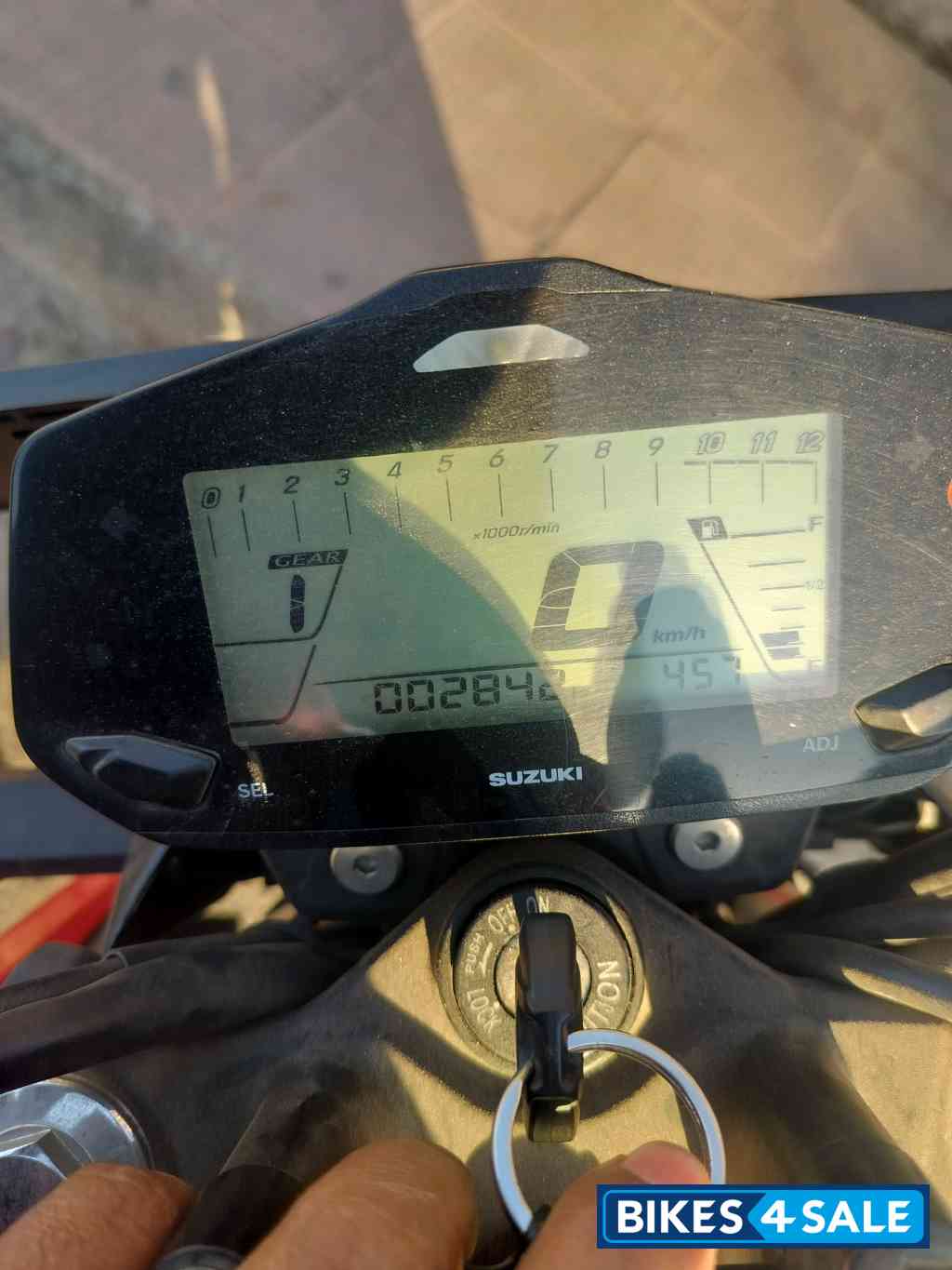 Mira Red Suzuki Gixxer 150