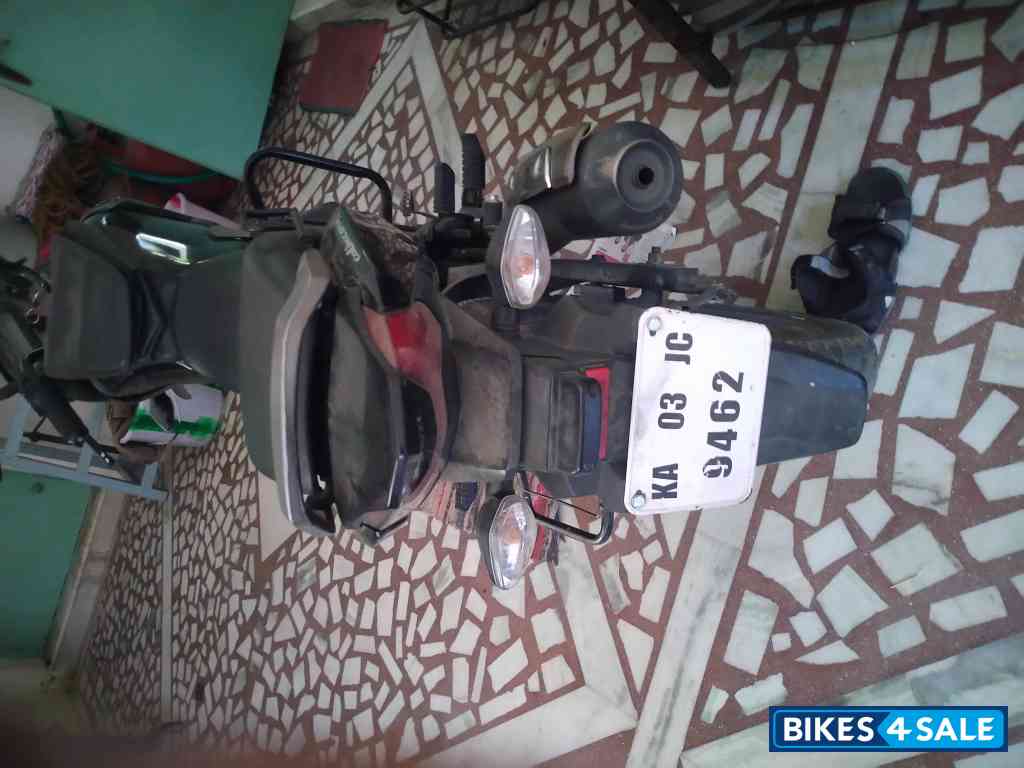 Black Honda CB Unicorn 160