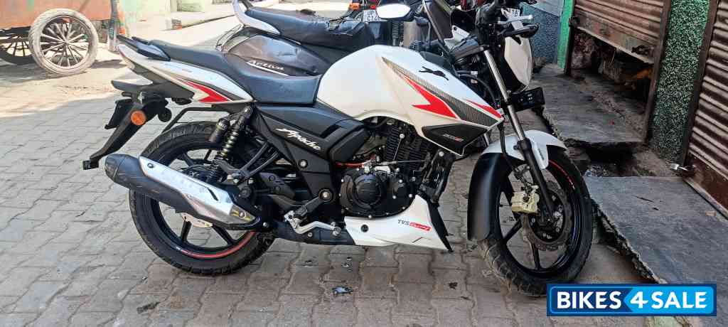 TVS Apache RTR 160