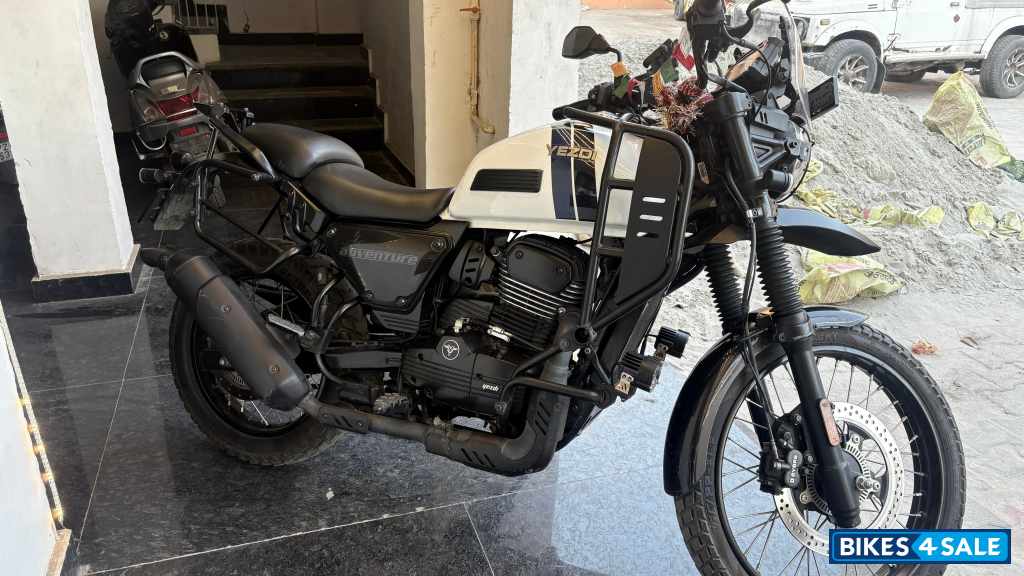 Yezdi Adventure Matte