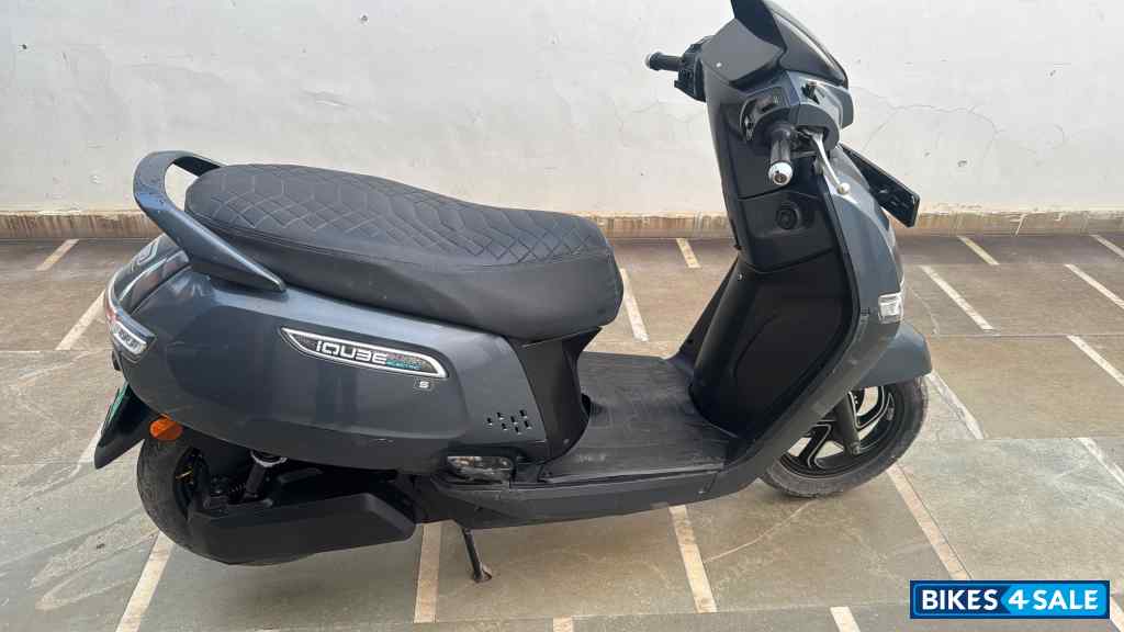 Mercury Grey TVS iQube S