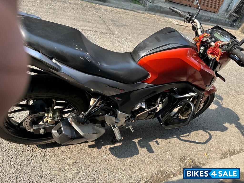 Honda CB Hornet 160R ABS