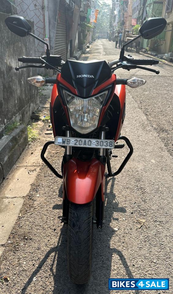 Honda CB Hornet 160R ABS