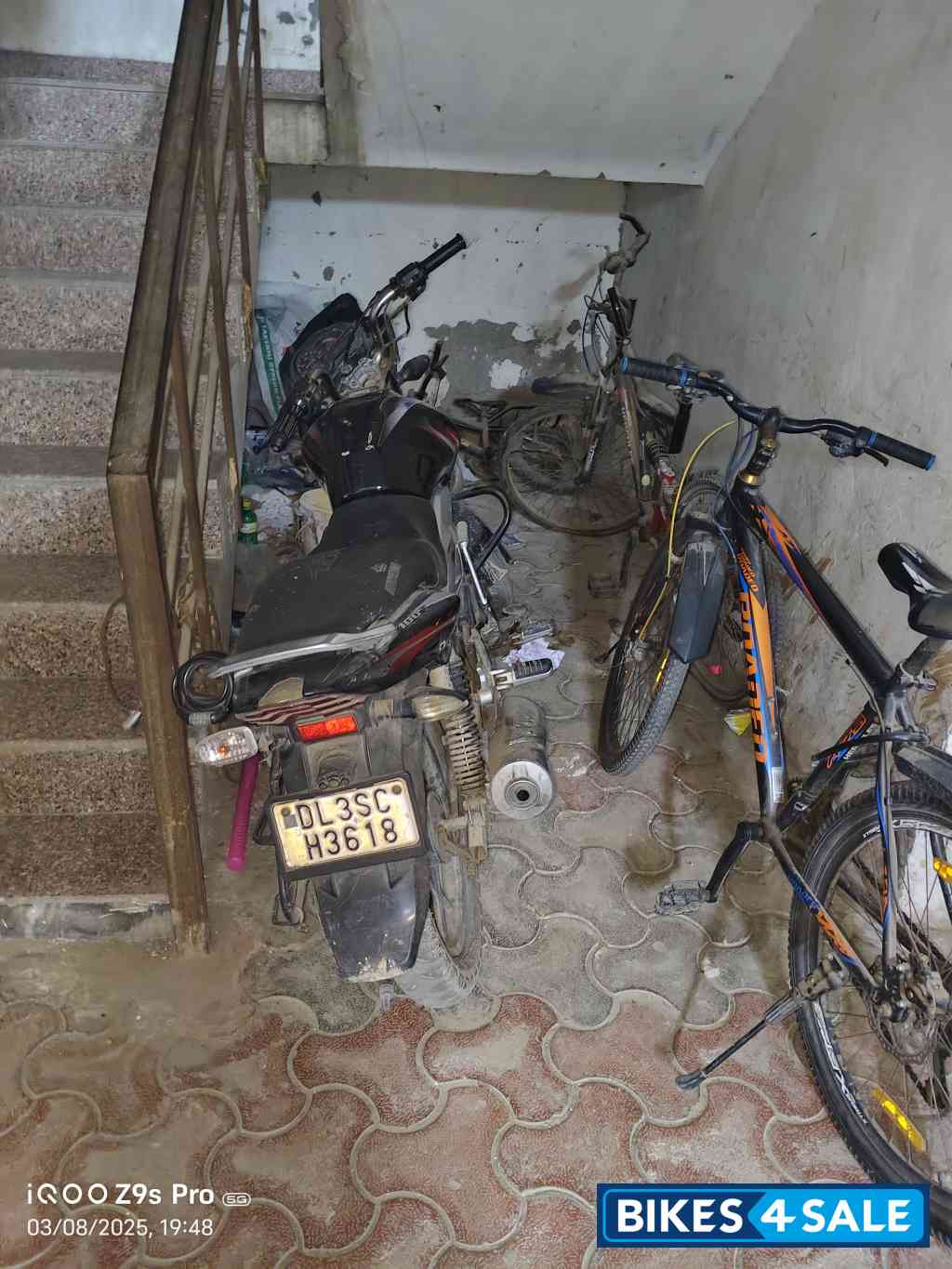 Red & Black Bajaj Discover 100T