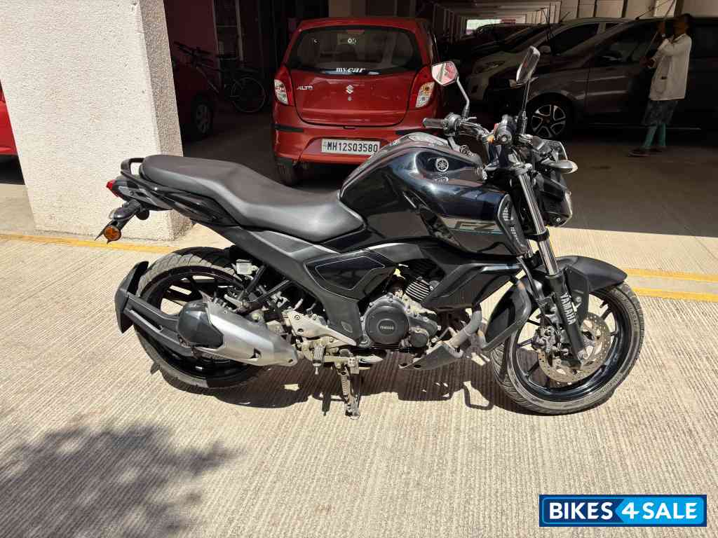 Yamaha FZ FI V3 BS6