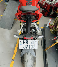 Ducati Streetfighter V2