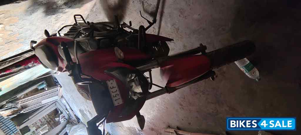 TVS Apache RTR 200 4V