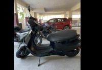 Jet Black Ola S1 Pro