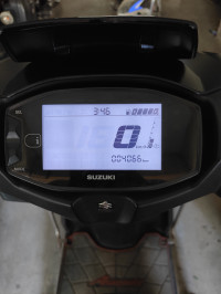 Matte Black Suzuki Avenis 125 Ride Connect Edition