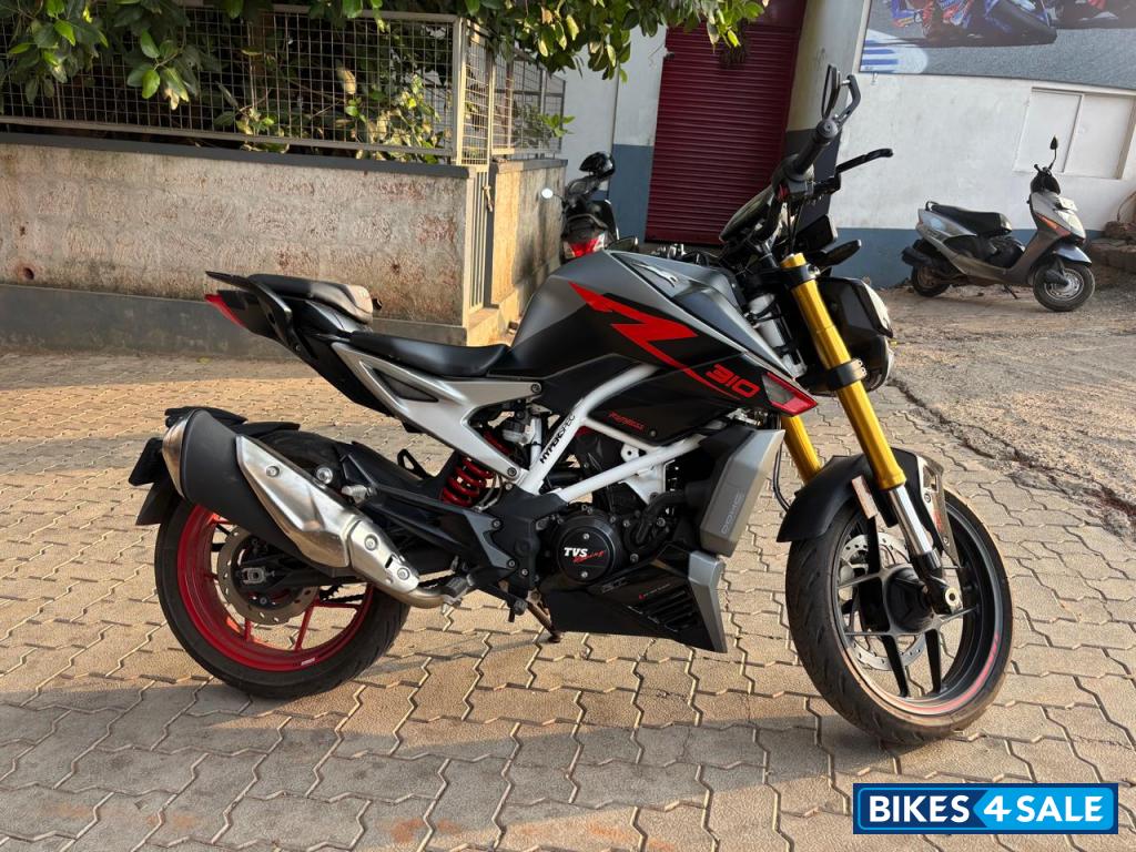 Black TVS Apache RTR 310