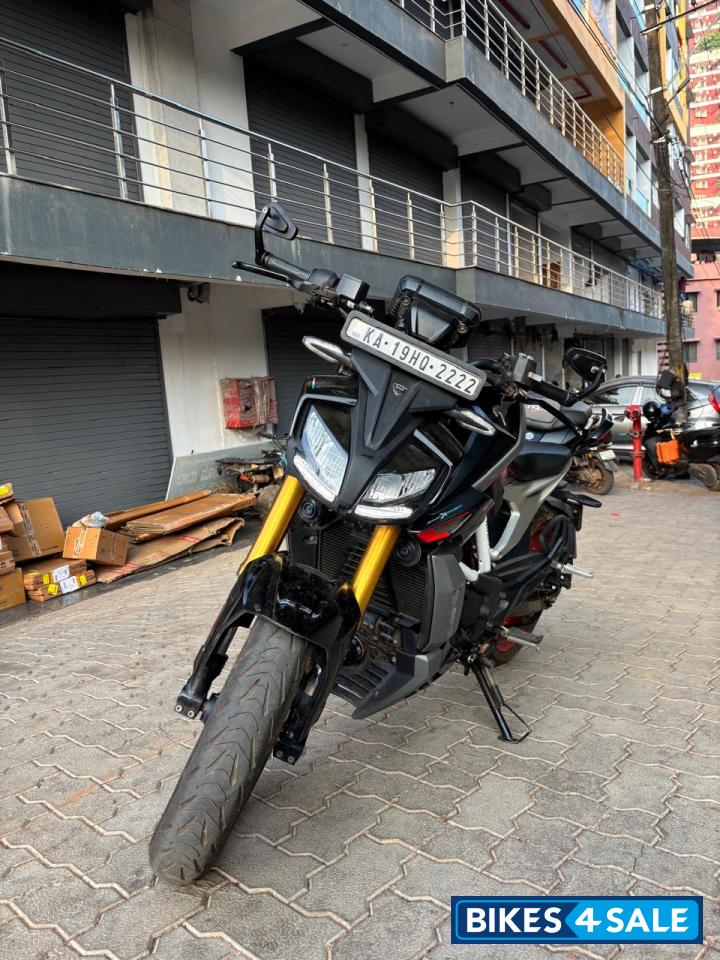 Black TVS Apache RTR 310