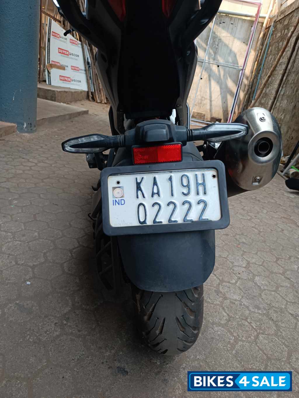 Black TVS Apache RTR 310