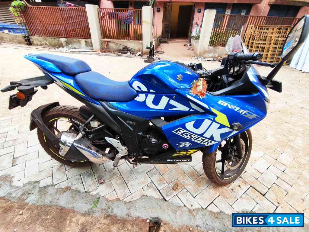 Blue Suzuki Gixxer SF Moto GP