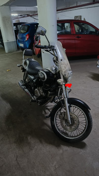 Bajaj Avenger