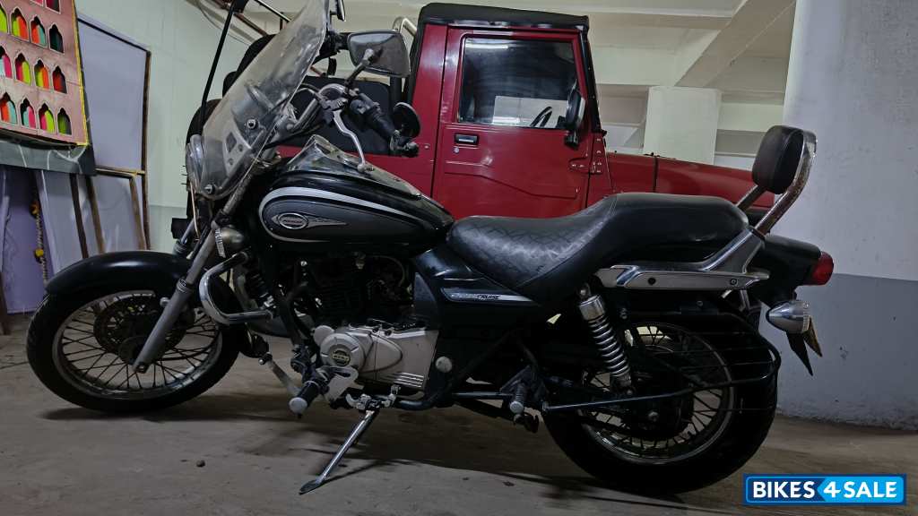 Bajaj Avenger