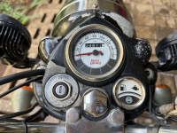 Royal Enfield Classic 500
