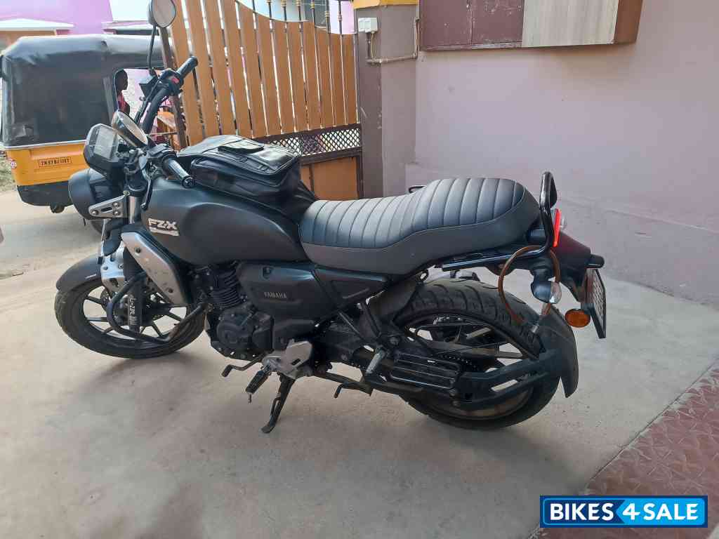 Yamaha FZ-X
