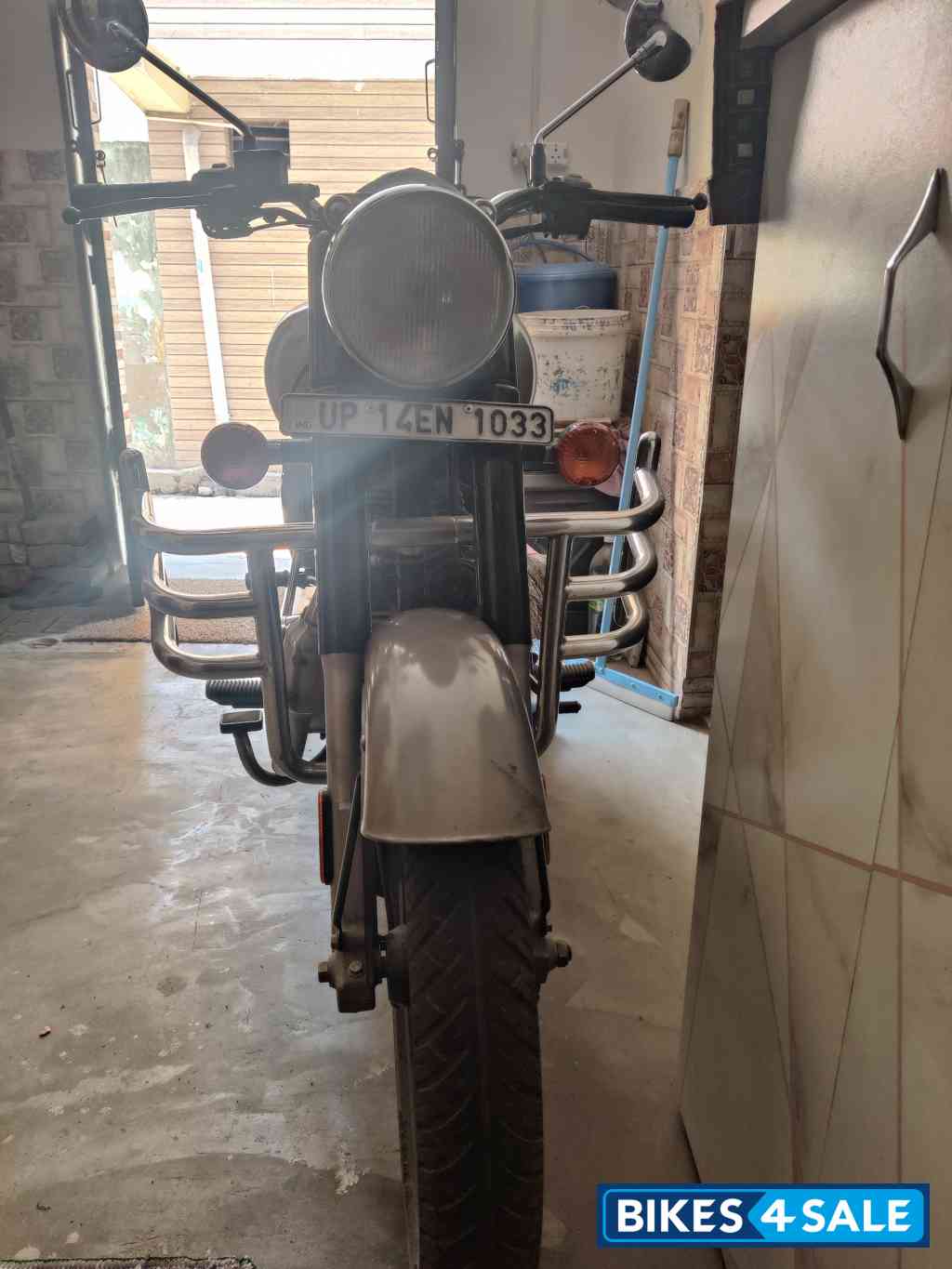 Gun Metal Grey Royal Enfield Classic 350 Dual Channel BS6