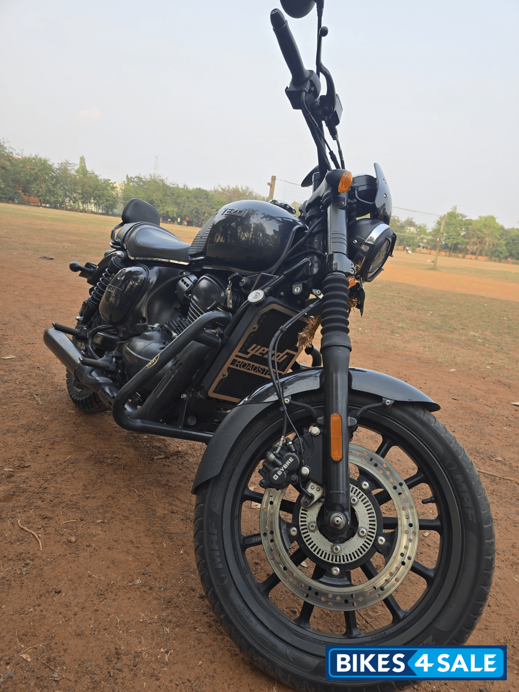 Yezdi Roadster Dark Yezdi Roadster Dark