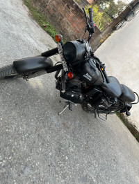 Stealth Black Royal Enfield Classic 500