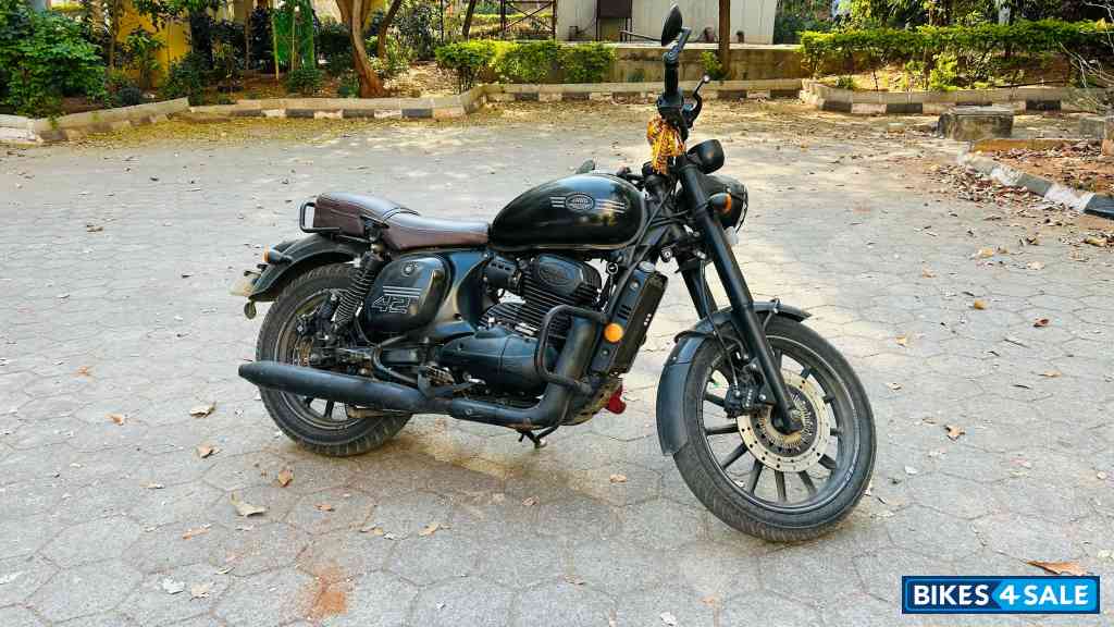 Black Jawa 42 Dual Channel ABS AllStar Black