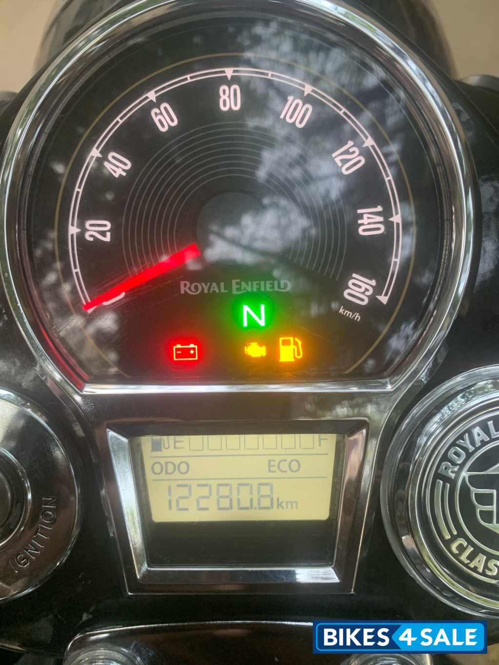 Black Royal Enfield Bullet 350