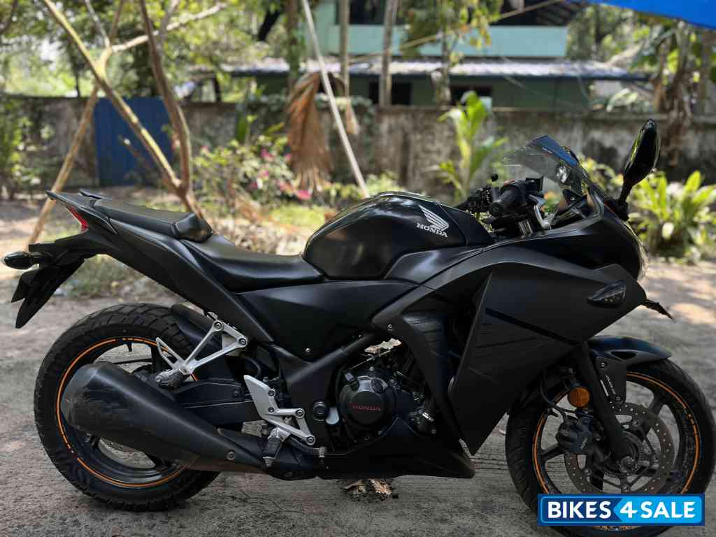 Honda CBR 250R