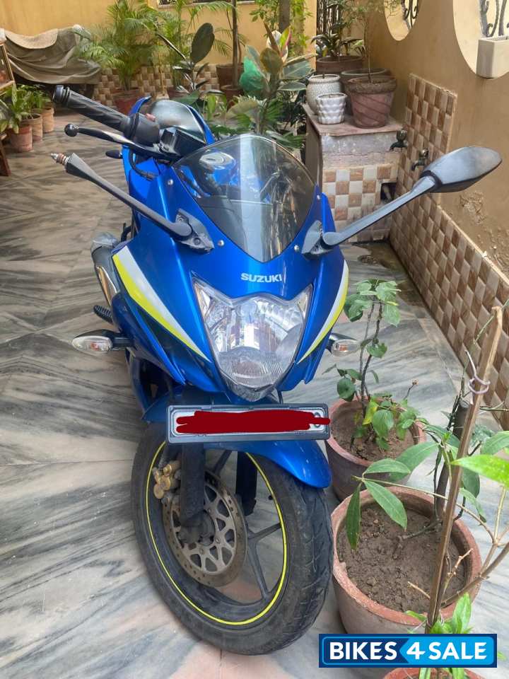 Suzuki Gixxer SF
