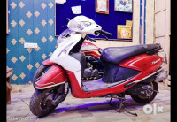 White And Red Hero Pleasure