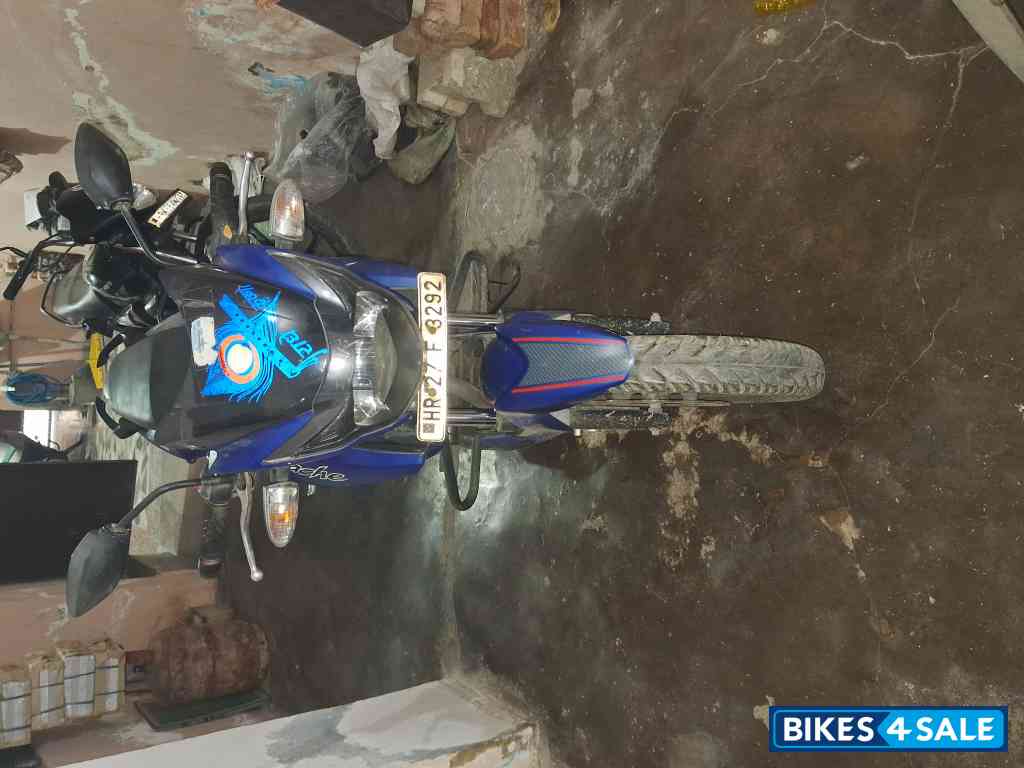 Blue TVS Apache RTR 160 Blue TVS Apache RTR 160