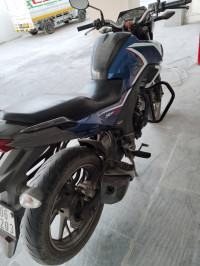 Blue Honda CB Hornet 160R