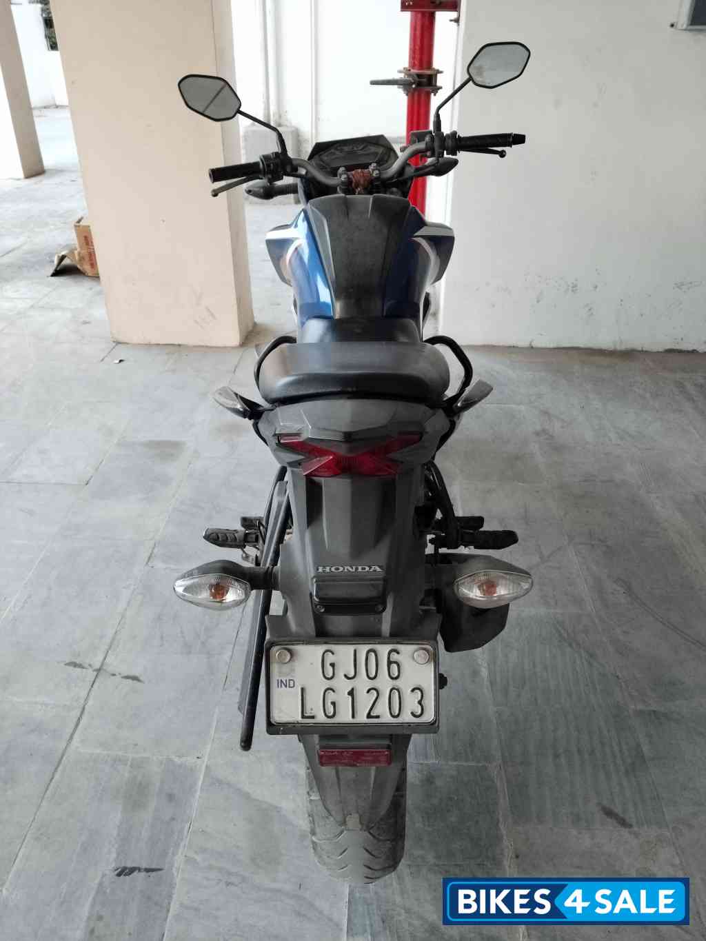 Blue Honda CB Hornet 160R