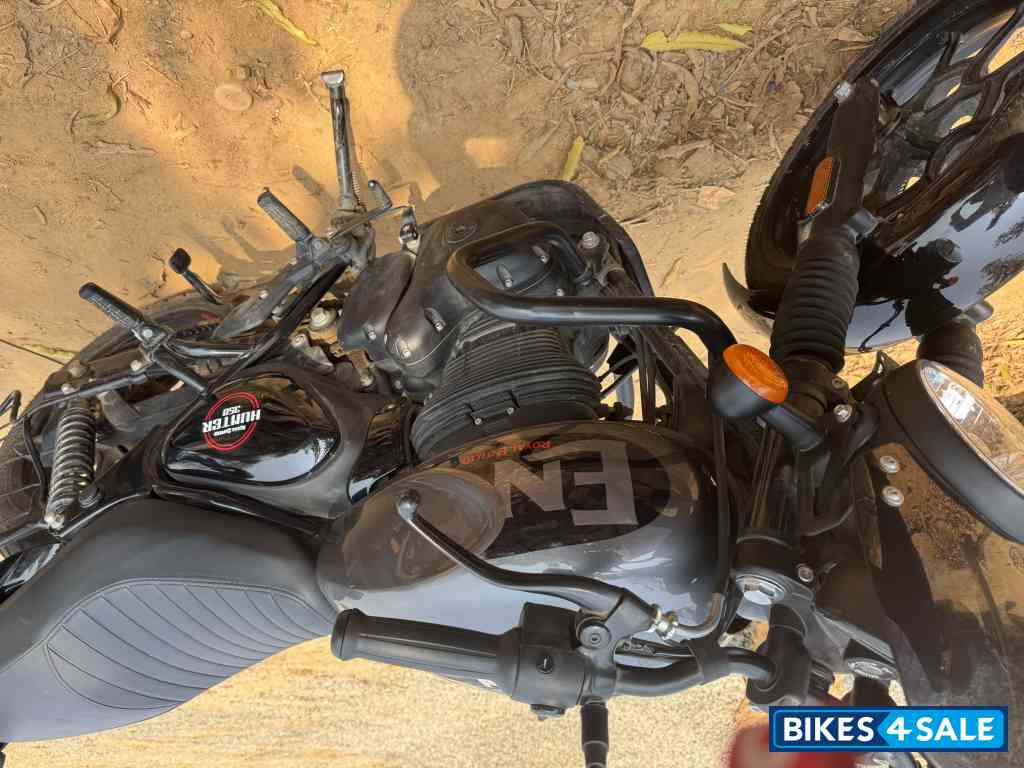 Dapper Grey Royal Enfield Hunter 350 Metro