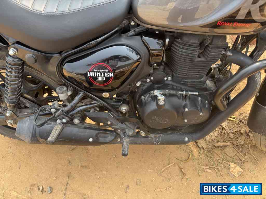 Dapper Grey Royal Enfield Hunter 350 Metro