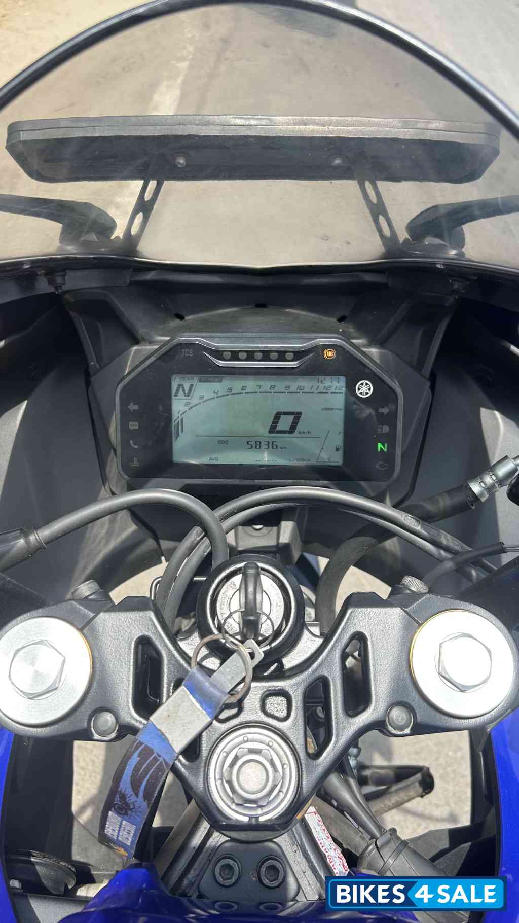 Racing Blue Yamaha R15 V4