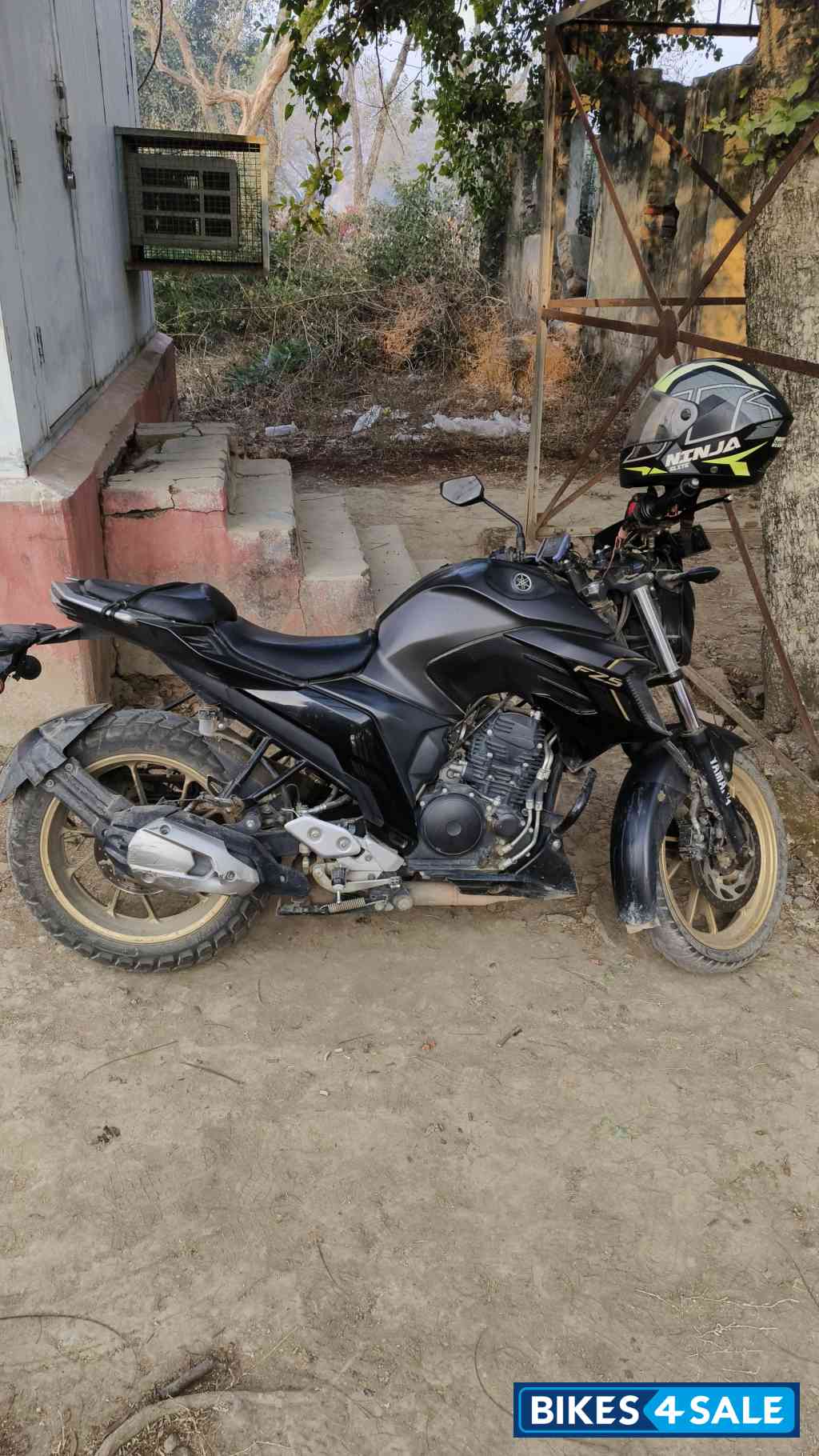 Yamaha FZS 25