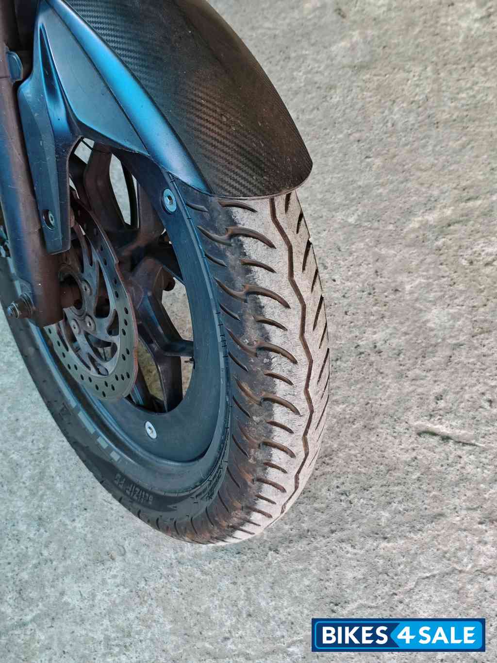 Grey ++ Bajaj Pulsar NS 160