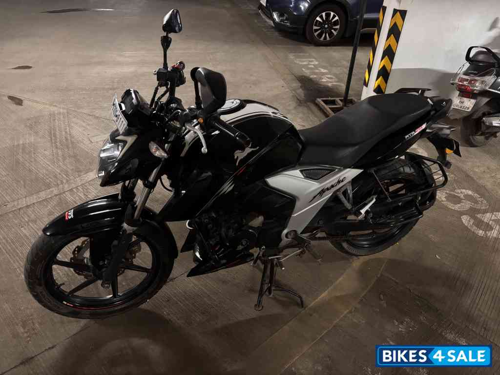 TVS Apache RTR 160 4V