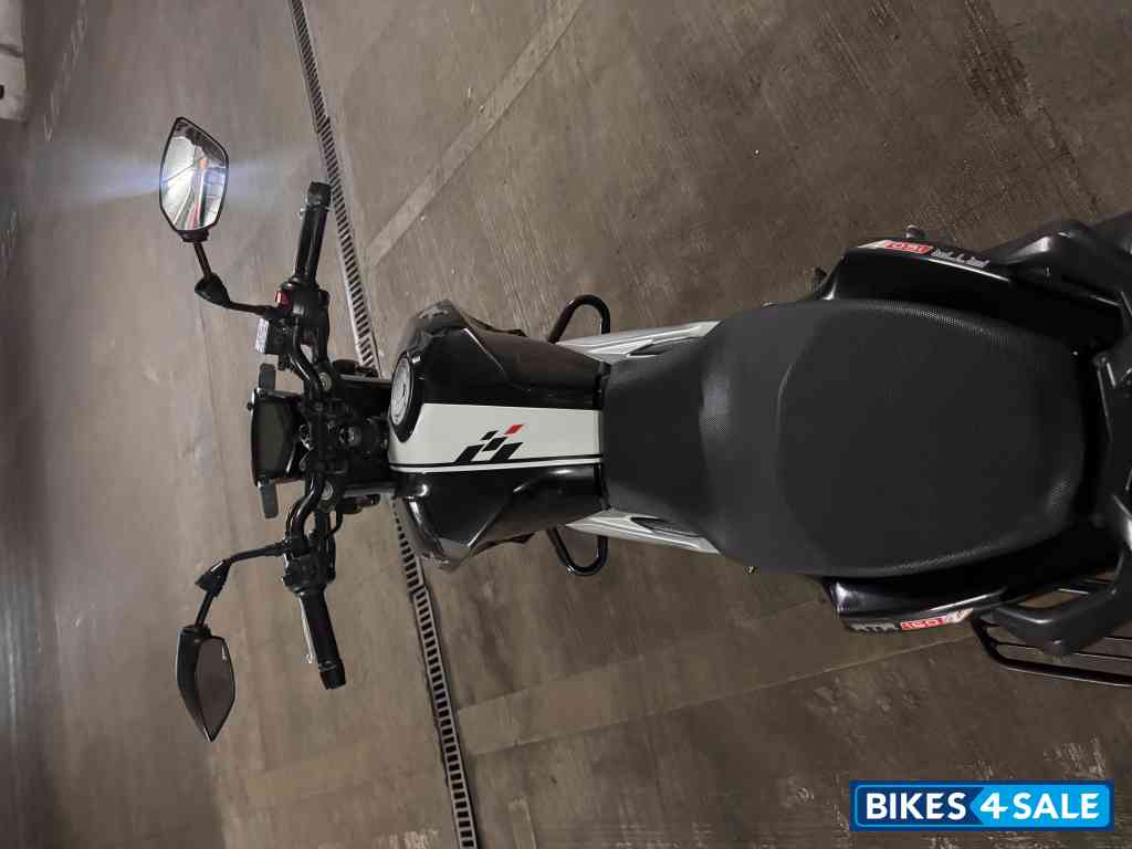 TVS Apache RTR 160 4V