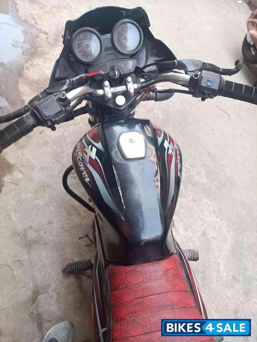 Bajaj Discover 100 DTS-Si