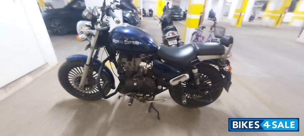 Marine Blue Royal Enfield Thunderbird 350