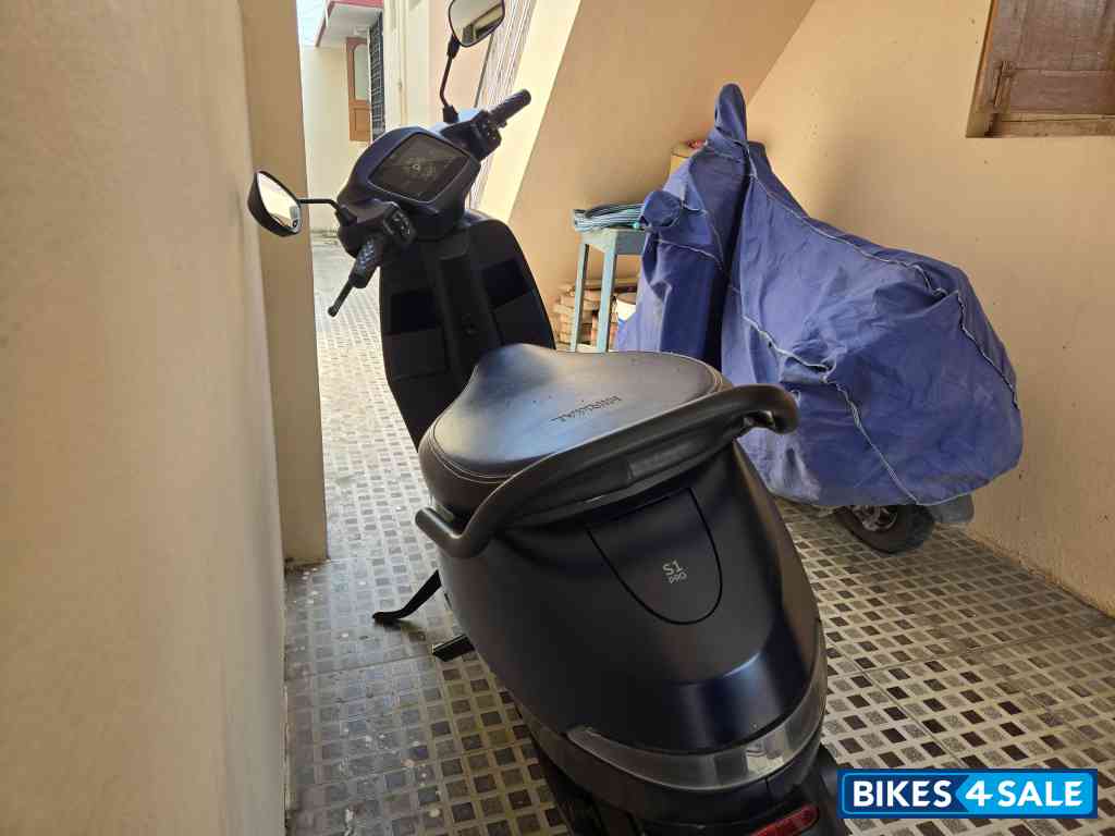 Midnight Blue Ola S1 Pro Gen2