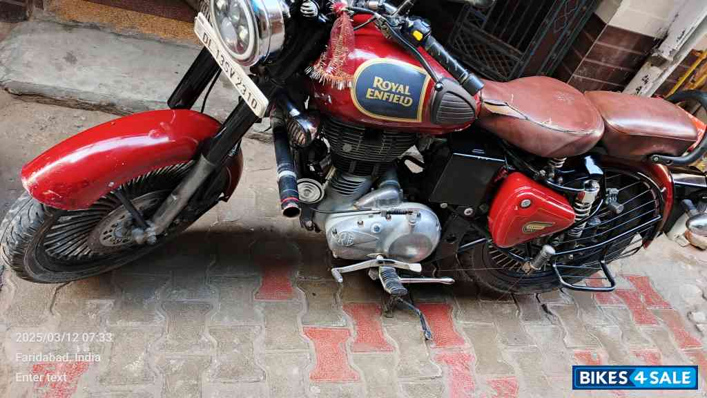 Standard Maroon Royal Enfield Classic 350