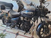Royal Enfield Meteor 350 Stellar