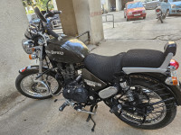 Metallic Green Royal Enfield Thunderbird 350