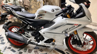 Yamaha R15 V4
