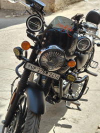 Royal Enfield Meteor 350 Stellar